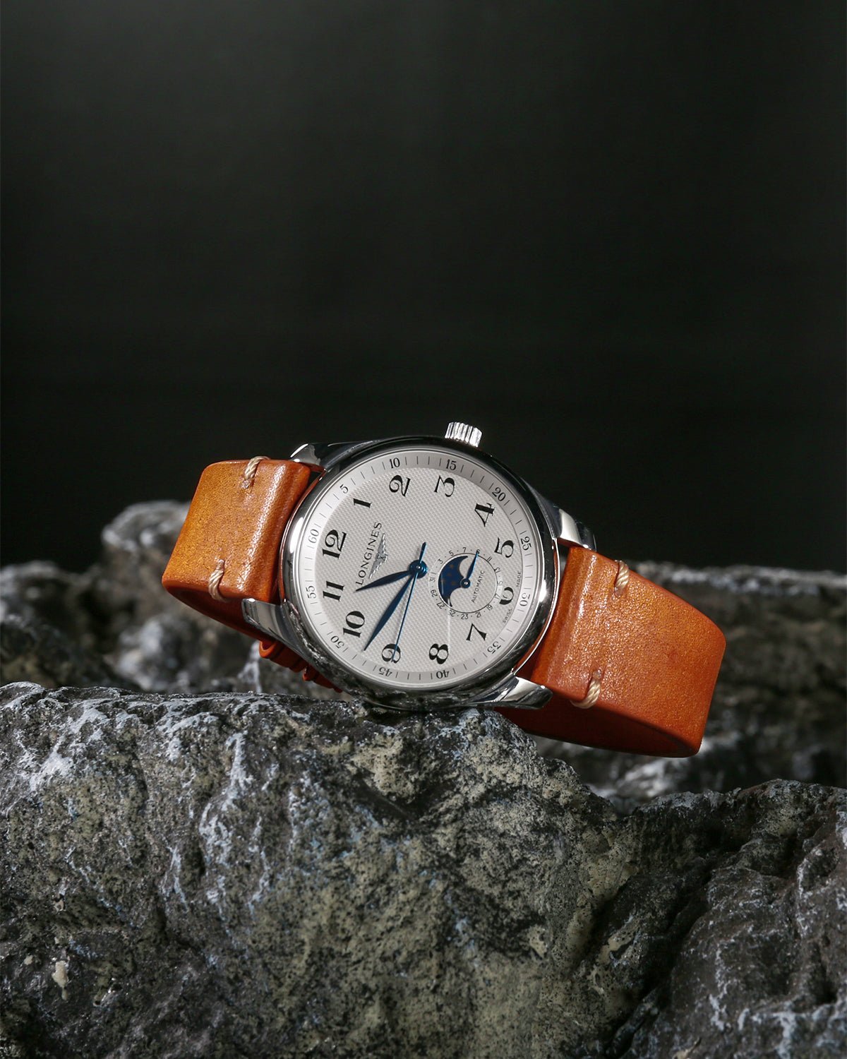 Cognac-Vintage-Distressed-Calfskin-Straps-1