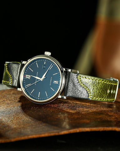 Green-G-Leather-Contrast-Strap-1