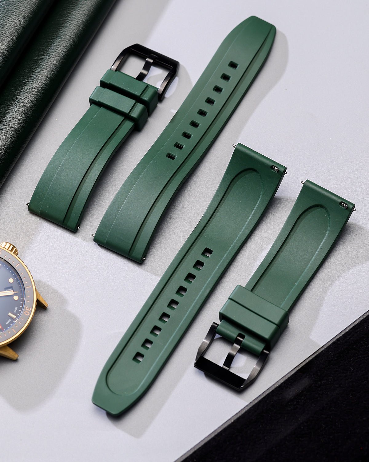 Green-B-FKM-Rubber-Watch-Strap-1