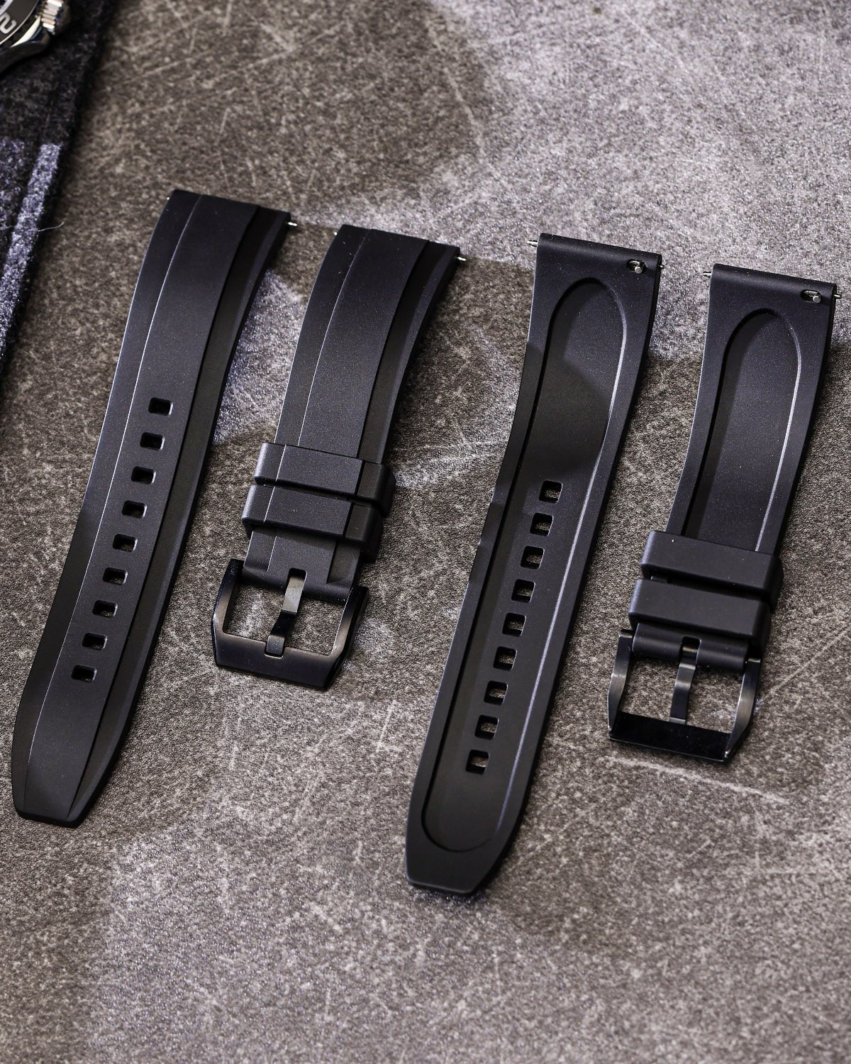 Black-B-FKM-Rubber-Watch-Strap-1