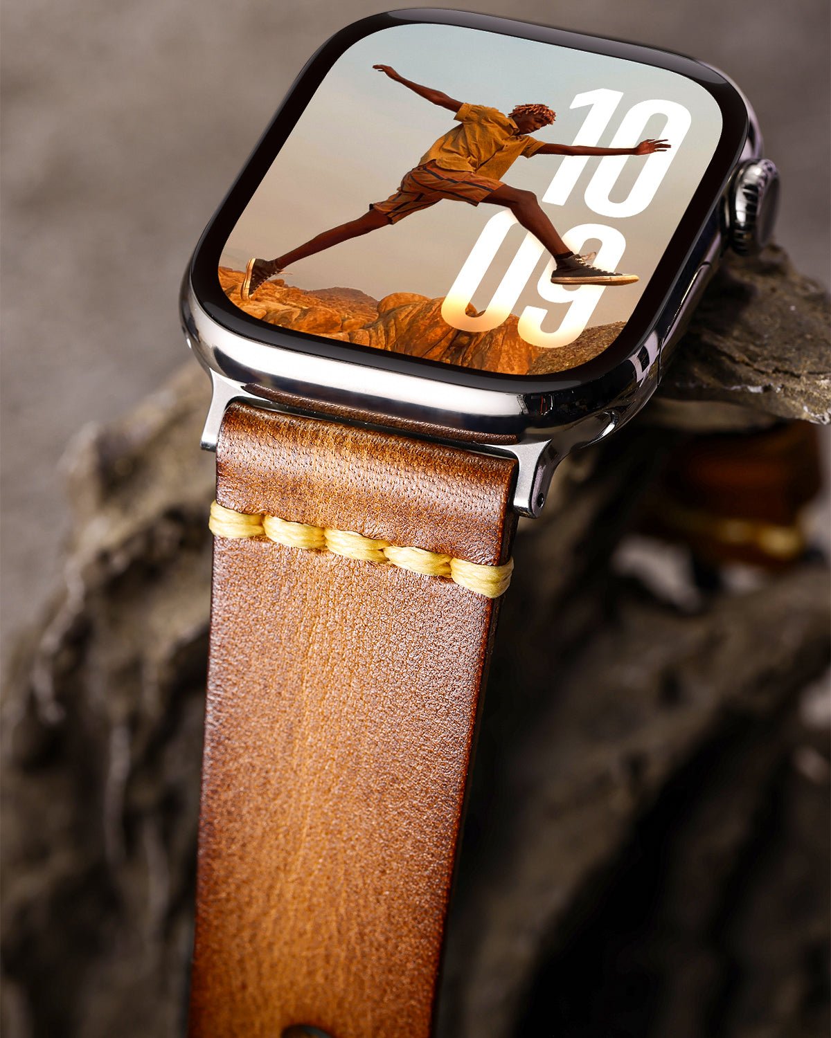 Distressed-Leather-Apple-Watch-Straps-4