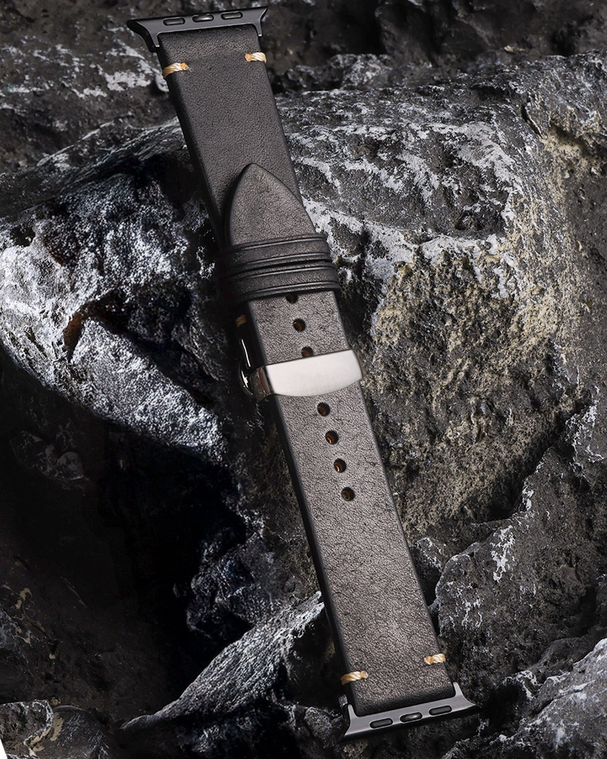 Black-Italian-Distressed-Calfskin-iWatch-Straps-1